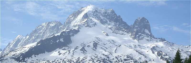 Les Drus et l'Aiguille Verte  Chamonix