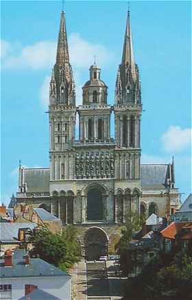 Hauteur Clocher Cathedrale Strasbourg
