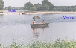 La Vienne rejoint la Loire � Candes
