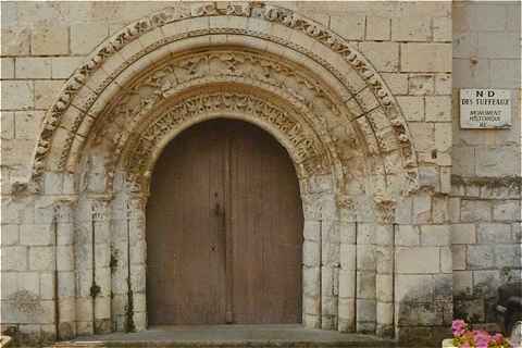 Portail Nord de l'glise Notre-Dame des Tuffeaux  Chenehutte les Tuffeaux