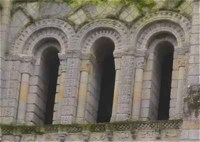 Deuxime tage du clocher de l'glise de Cunault