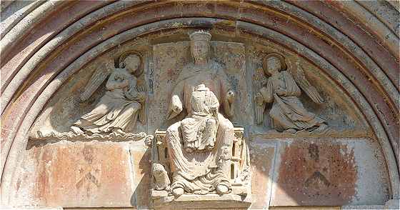 Tympan du Porche de Notre-Dame de Cunault