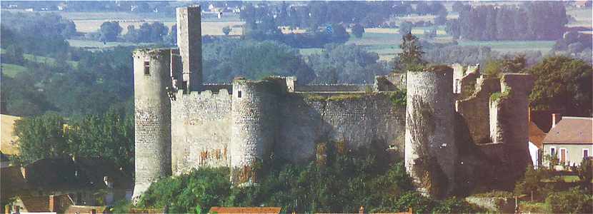 Chteau de Billy au-dessus de l'Allier