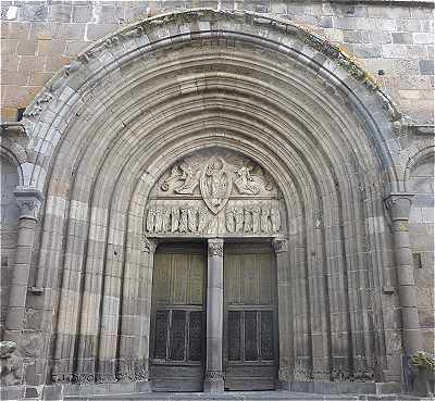 Basilique Notre-Dame des Miracles  Mauriac