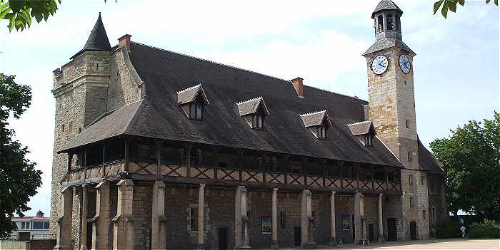 Chteau de Montluon