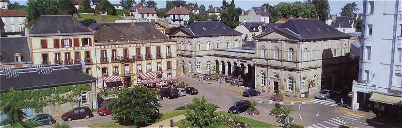 Vue sur le centre-ville de Nris les Bains