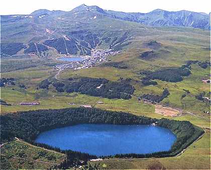 Le Lac Pavin, Super-Besse et le Puy de Dme