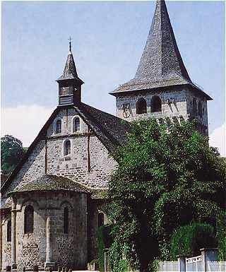 Eglise Saint Georges  Riom es Montagnes