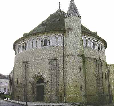L'église de Neuvy Saint Sepulchre