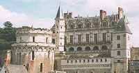 Le Chateau d'Amboise a une origine tr�s ancienne, il a �t� le th�atre de nombreux �venements historiques: la mort de Charles VIII, la conjuration d'Amboise, Abd el Kader,....