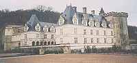Le Chateau de Villandry, qui se situe pr�s du Cher, est entour� de jardins remarquables.