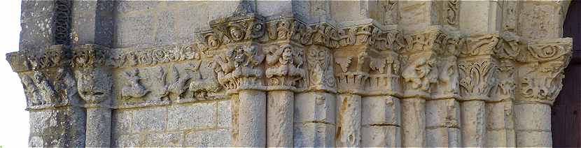 Sculptures de la partie Nord de la faade de l'glise Saint Eutrope de Biron