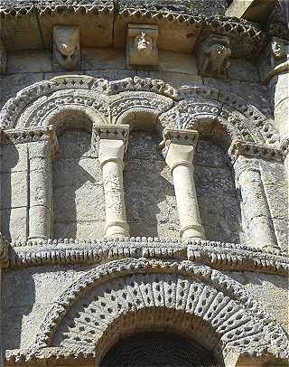 Eglise Saint Pierre de Champagnolles