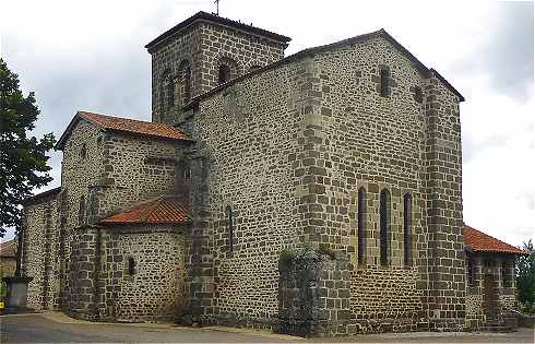 Eglise Saint Jean-Baptiste de Chassenon: transept et chevet