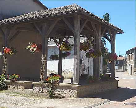 Halles de Exideuil