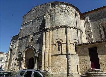 Eglise Saint Pierre de Gmozac