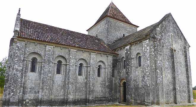 Eglise Saint Denis de Lichres