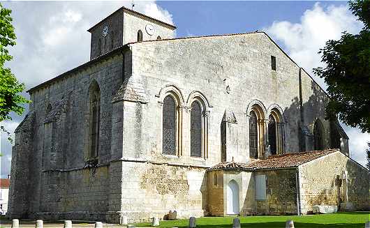 Chevet de l'glise Saint Martin de Meursac