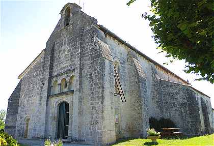 Faade de l'glise Saint Georges de Cubillac