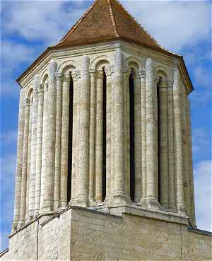 Clocher de l'glise Notre-Dame de Surgres