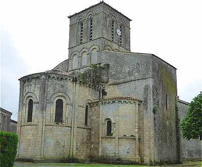 Chevet de l'glise Saint Germain de Varaize