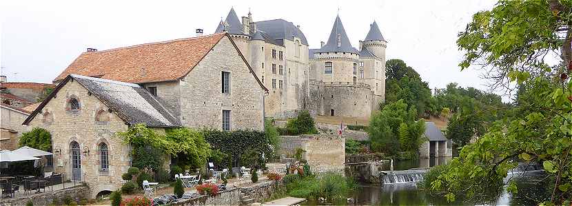 Verteuil sur Charente et son chteau