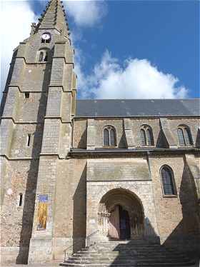 Ct Sud de l'glise Saint Valrien  Chteaudun