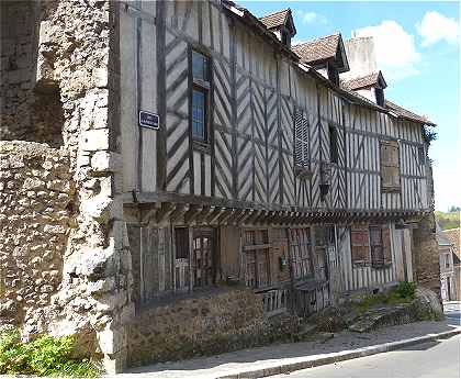 Maison de la Vierge, rue de la Porte d'Abas  Chateaudun