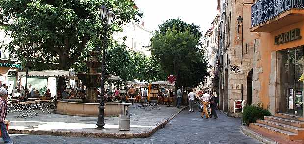 Grasse: Place aux Aires