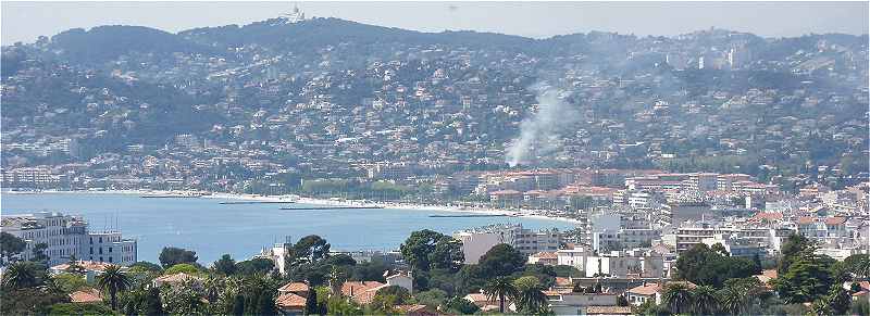 Juan les Pins et le Golfe Juan vus de la Garoupe