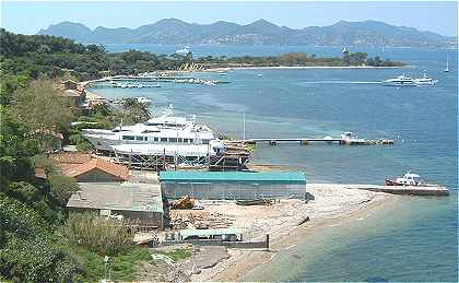 Le mouillage sur la cote Sud de l'Ile Sainte Marguerite