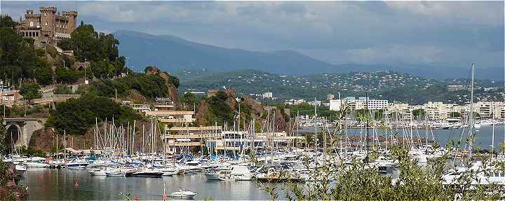 Panorama sur Thoule sur Mer