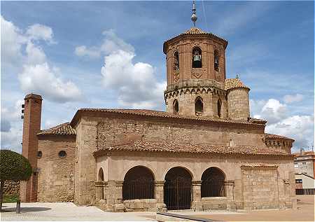 Eglise San Miguel  Almazan: vue du ct Sud