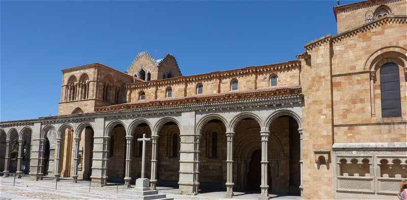 Eglise San Vincente d'Avila