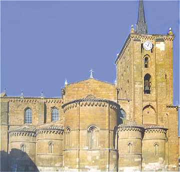 Eglise Santa Maria de Azogue à Benavente