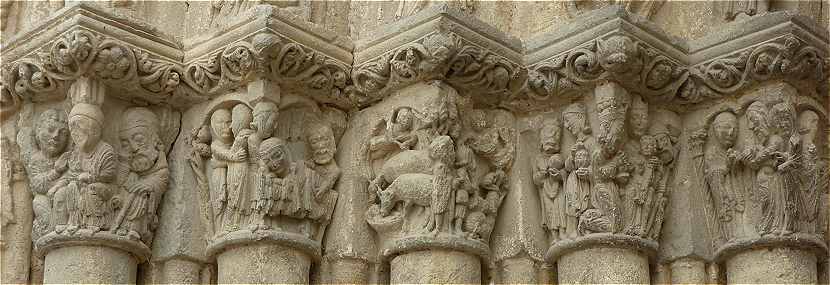 Sculptures du Portail Nord de l'glise San Miguel  Estella