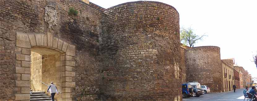 Les Remparts de Leon: ct Est