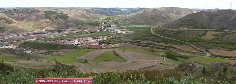 Vue de Medinaceli sur la valle du Rio Jalon