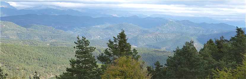 Paysage autour la valle du Roncal