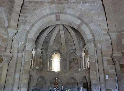 Vue intrieure de l'abside de l'glise Santa Maria de Eunate