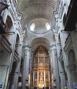 Eglise San Francisco de Valdedios  Saint Jacques de Compostelle