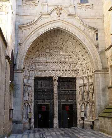 Porte de l'Horloge de la Cathdrale de Tolde