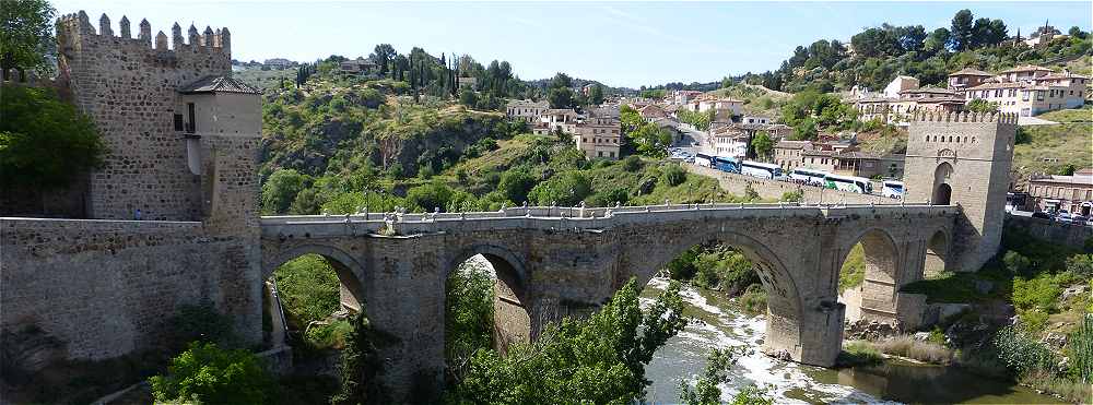 Puente San Martin au dessus du Tage  Tolde