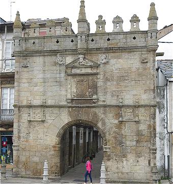 Porte Charles-Quint  Viveiro