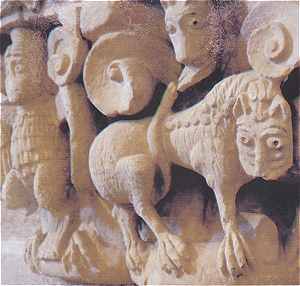Sculpture de l'église San Claudio de Olivares à Zamora