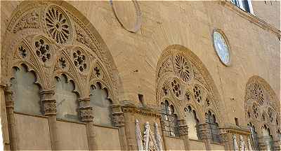 Sculpture des fentre de l'glise de Orsanmichele