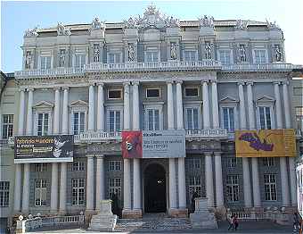 Gnes: Palais Ducal