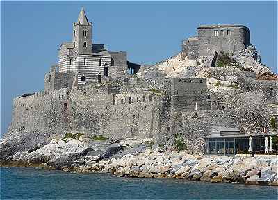 L'glise San Pietro et des lments des fortifications de Portovenere