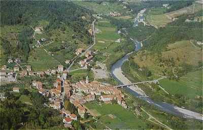 San Pietro Vara et valle de la Vara