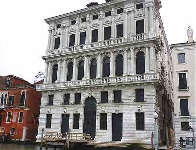 Venise: Le Palazzo Corner della Regina sur le Grand Canal